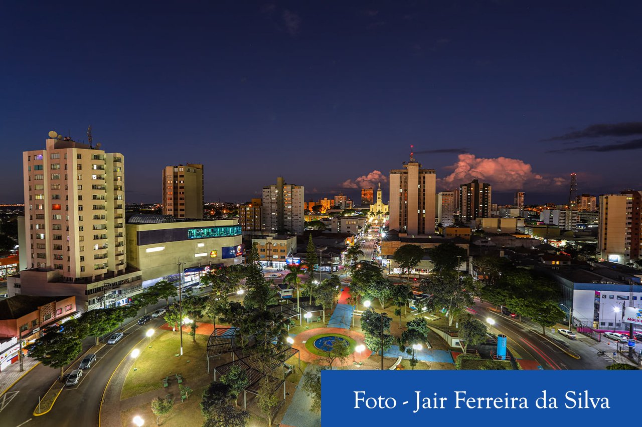 Praça Interventor Manoel Ribas